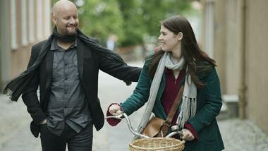 Kvinner i for store herreskjorter3