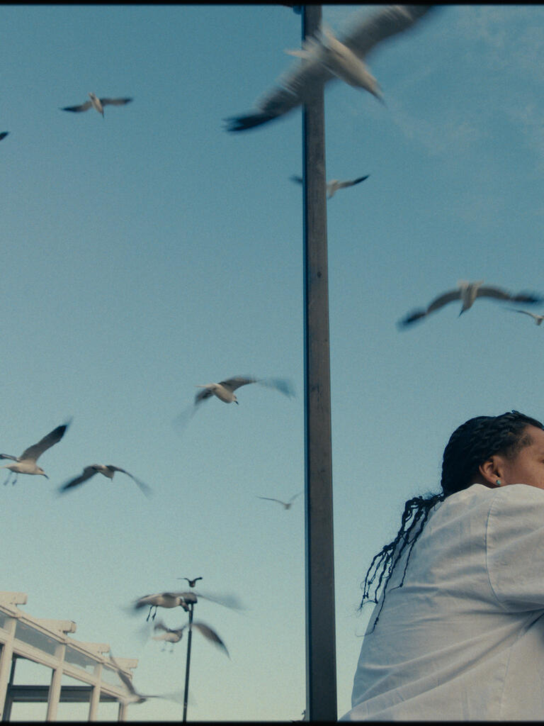 MAD BILLS TO PAY STILL 01 LQ