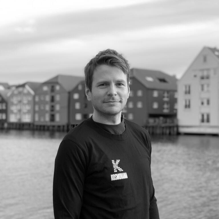 Svein svarthvitt