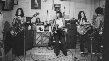 1 Fanny the right to rock